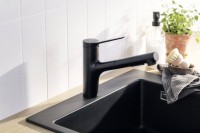 Смеситель для кухни Hansgrohe Zesis M33 74800670 с вытяжным душем, матовый черный