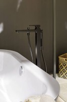 Смеситель Hansgrohe Metropol для ванны 32532670 напольный, матовый черный